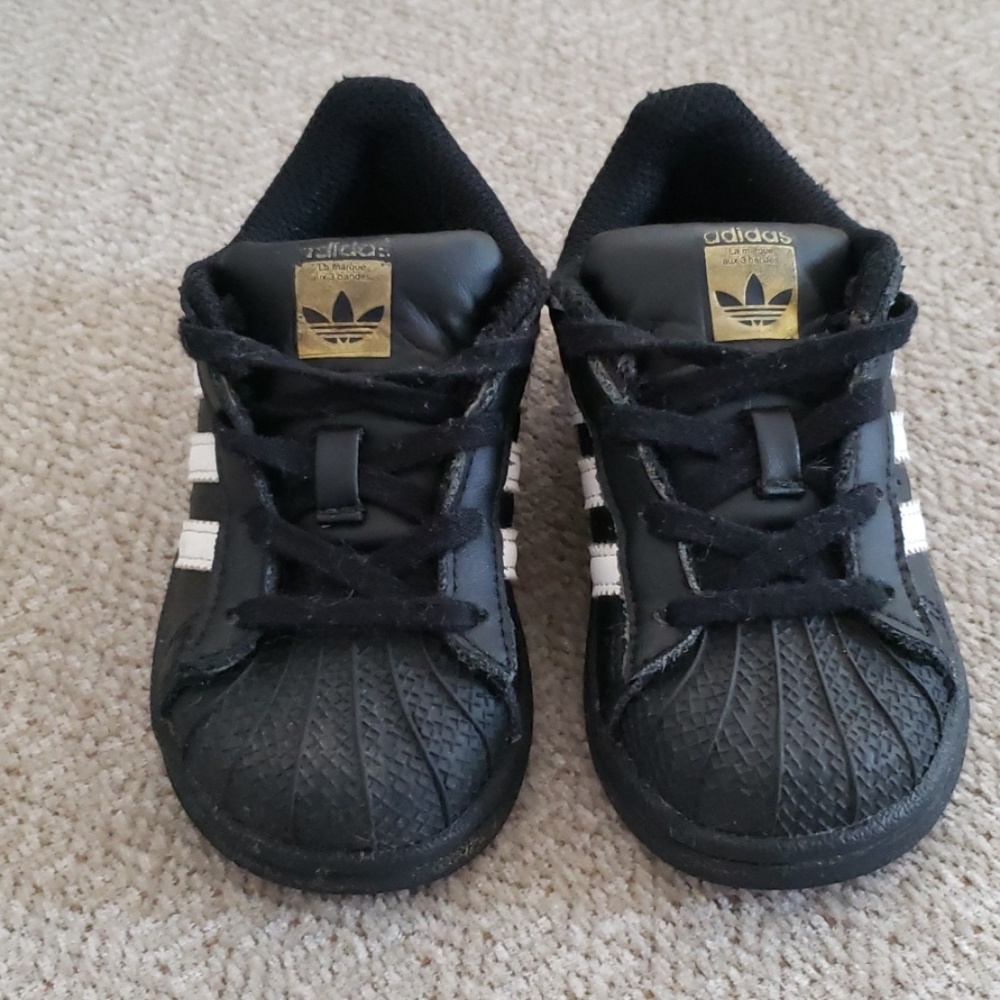 Toddler sneakers